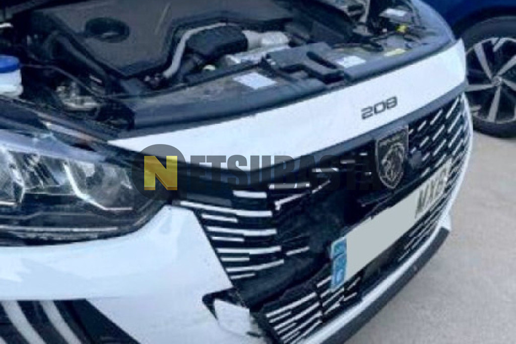 Peugeot 208 Hybrid 100 e-DCS6 2024