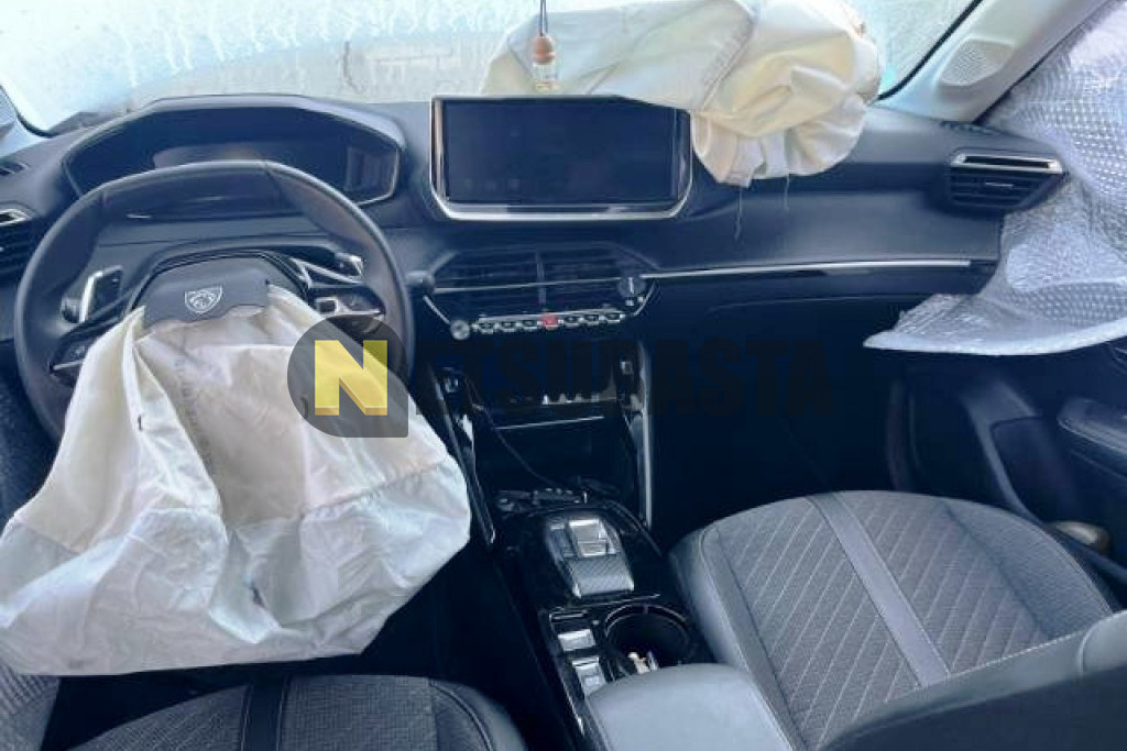 Peugeot 208 Hybrid 100 e-DCS6 2024