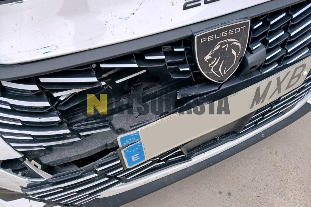 Peugeot 208 Hybrid 100 e-DCS6 2024