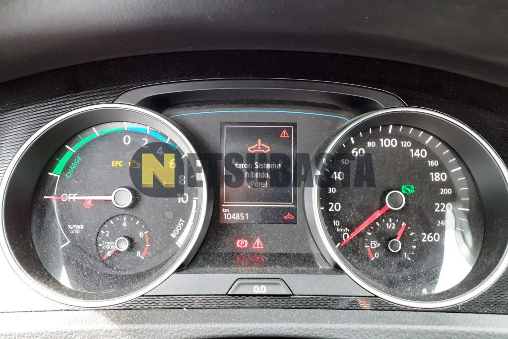 Volkswagen Golf GTE 1.4 TSI e-Power 2015