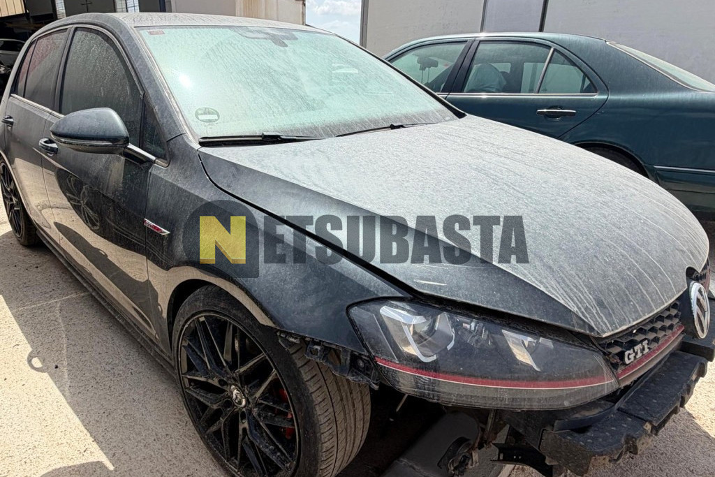 Volkswagen Golf GTI 2.0 TSI BMT DSG 6 vel. 2016