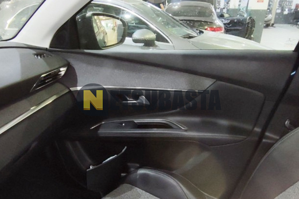 Peugeot 5008 1.2 PureTech 2017