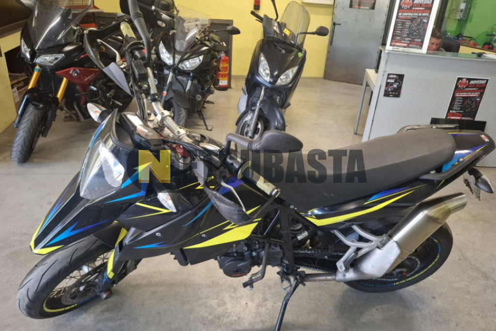 KTM 690 Supermoto 2009