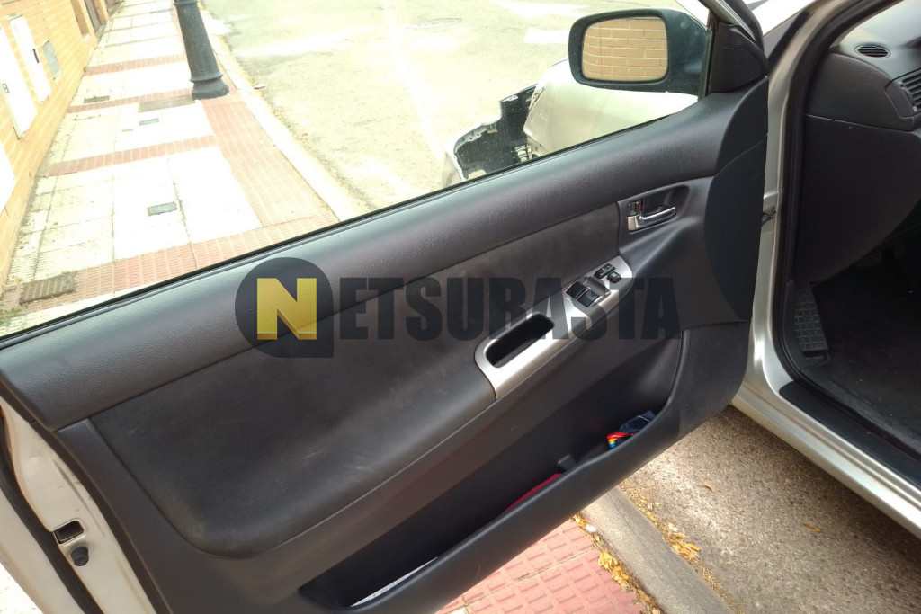 Toyota Corolla 1.4 D4-D MMT 2006