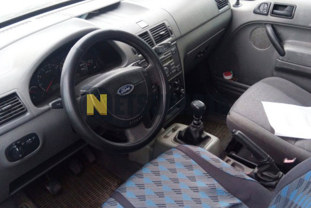 Ford Transit Connect 1.8 TDCi 2003
