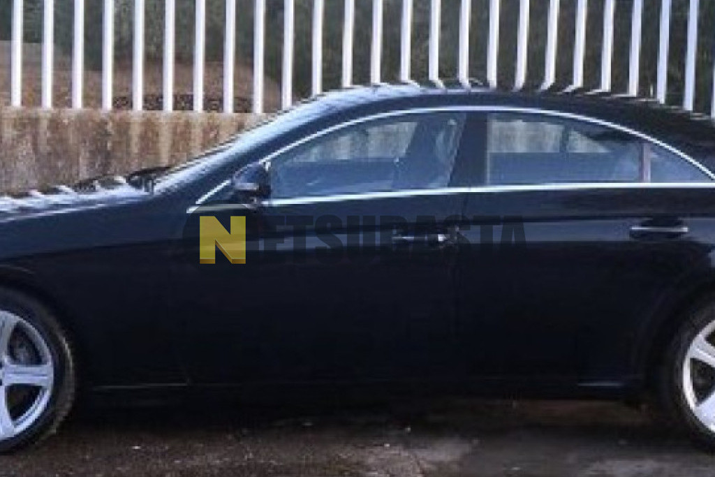 Mercedes-Benz CLS 500 2005