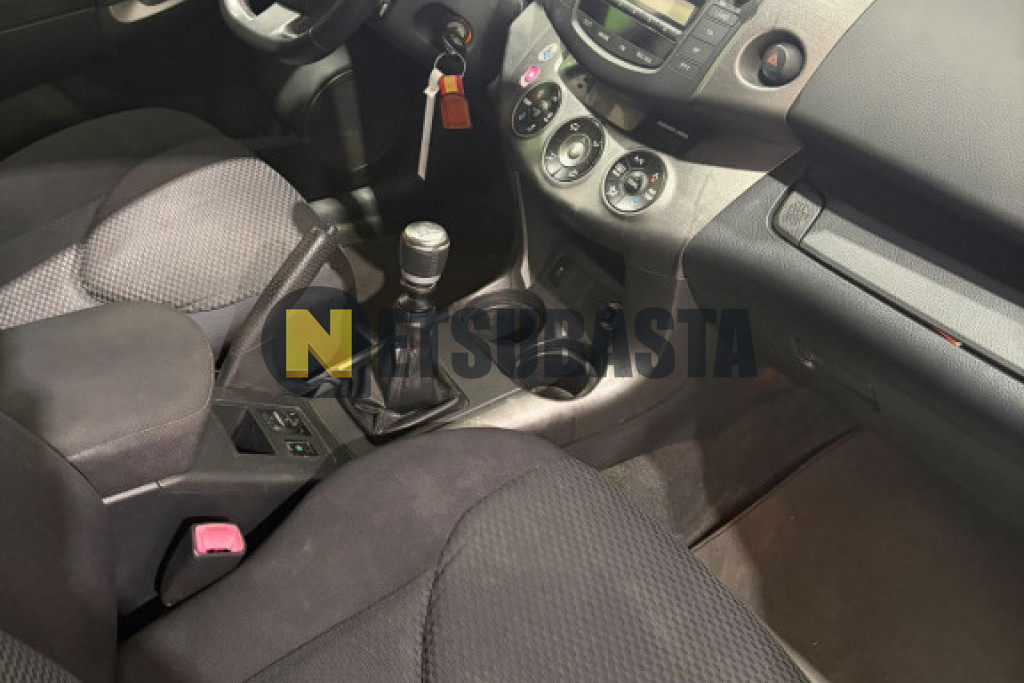 Toyota RAV4 2.2 D-4D 2009