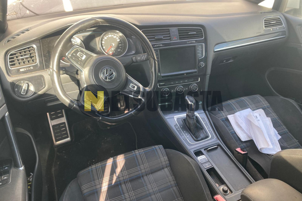 Volkswagen Golf GTE 1.4 TSI e-Power 2015