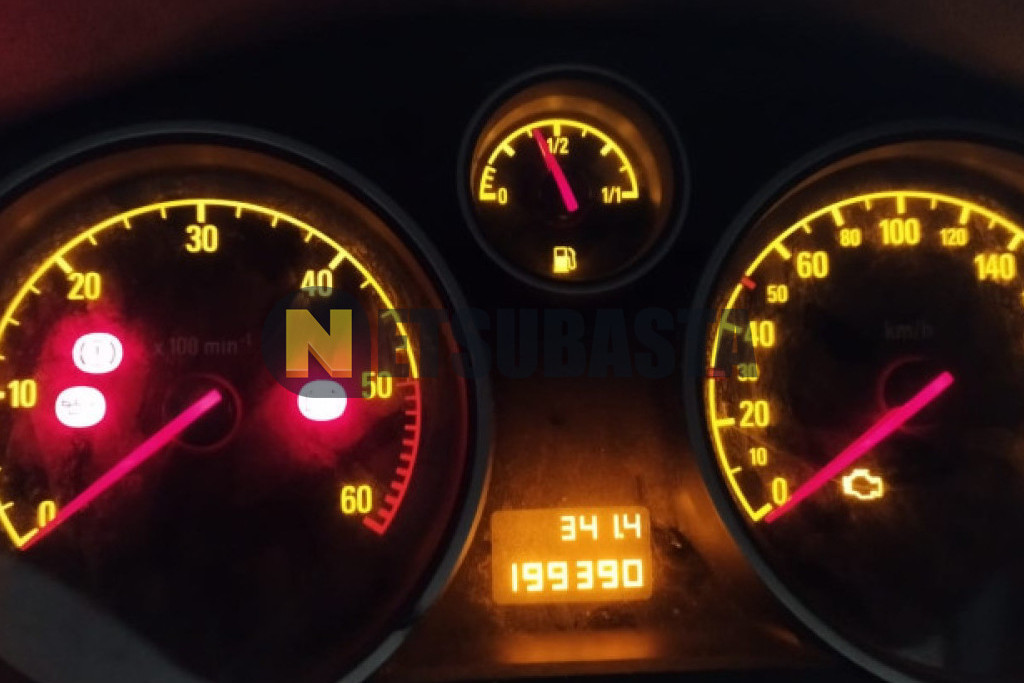 Opel Astra GTC 1.7 CDTI 2011