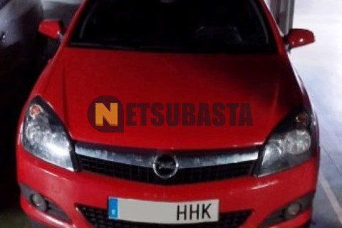 Opel Astra GTC 1.7 CDTI 2011