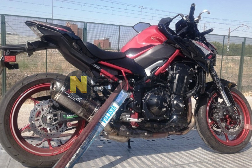 Kawasaki Z 900 Performance 2023