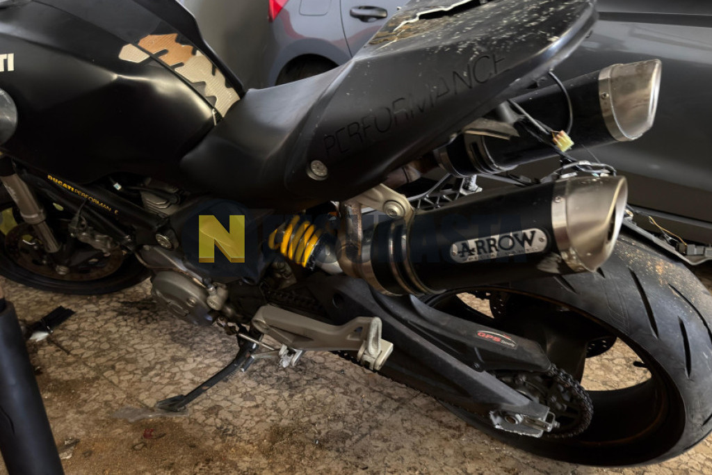 Ducati Monster 696 2010