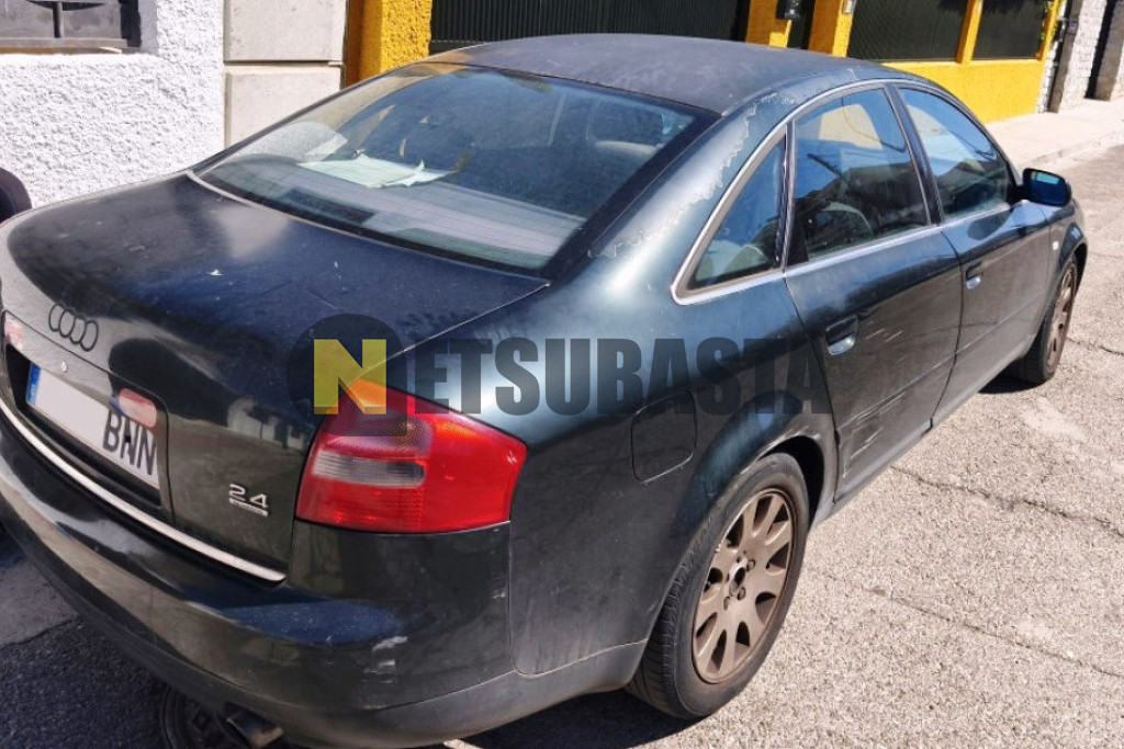 Audi A6 2.4 quattro 2001