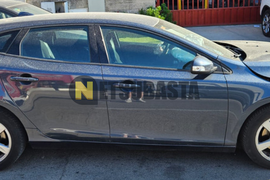 Volvo V40 D2 2017