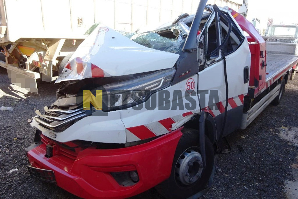 Iveco Daily 70C18 Plataforma Portacoches 2025