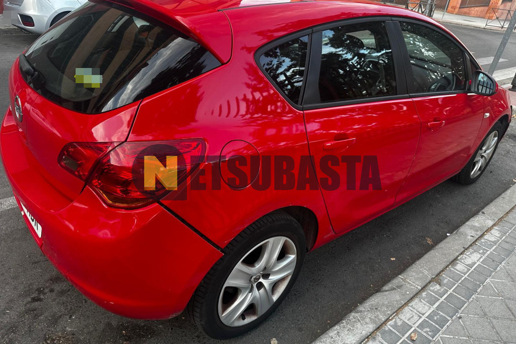 Opel Astra 1.4 2011