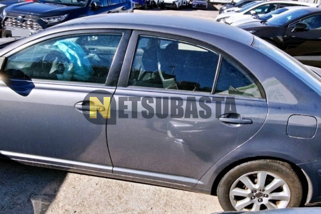 Toyota Avensis 1.8 VVT-i 2005