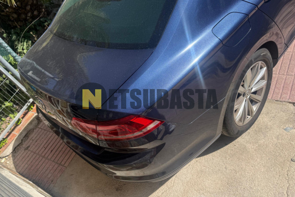 Volkswagen Passat 2.0 TDI BMT DSG6 2016