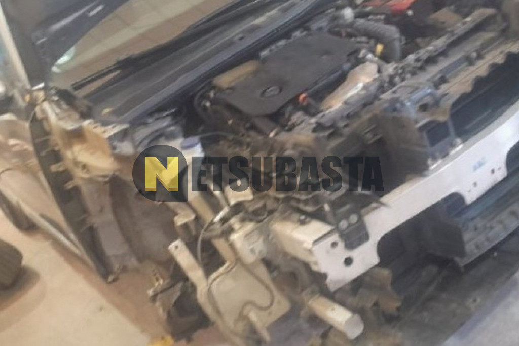 Peugeot 2008 1.5 BlueHDi EAT8 2021