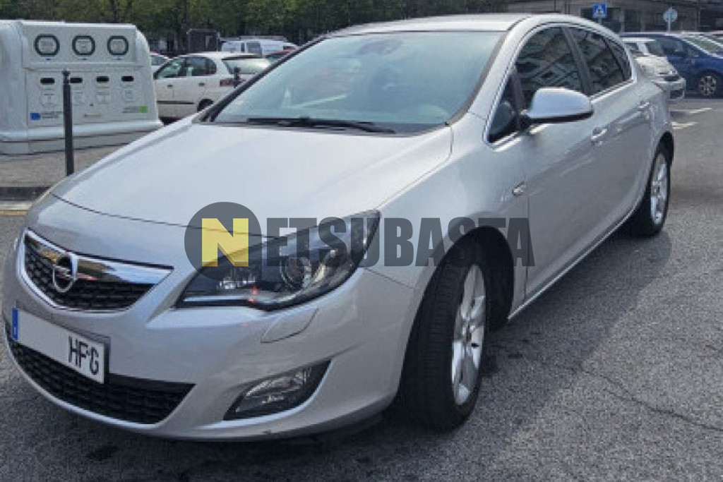 Opel Astra 1.7 CDTi 2011