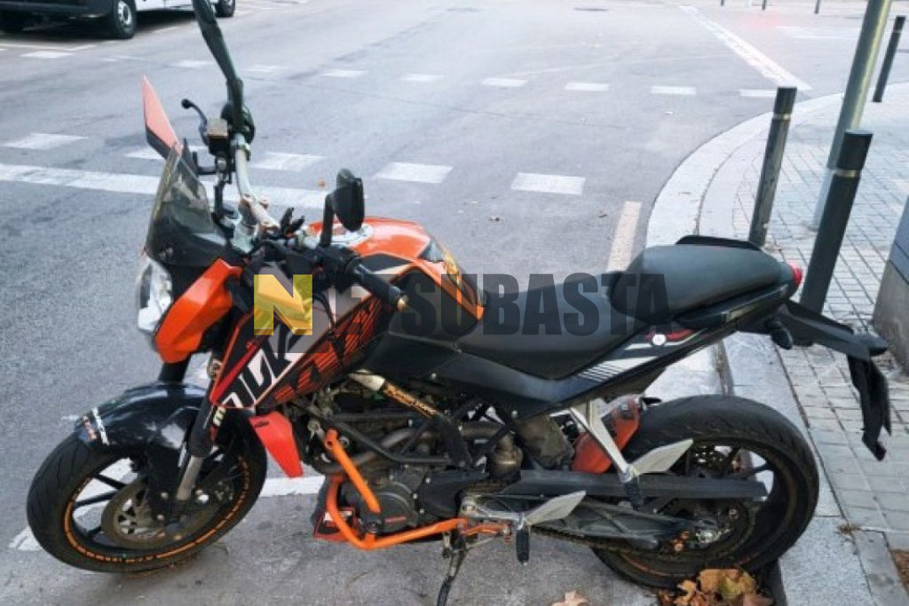 KTM 125 Duke 2016