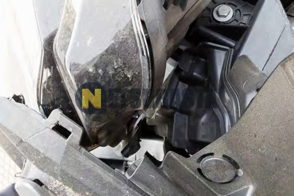 Peugeot 2008 Hybrid 136 e-DCS6 2025