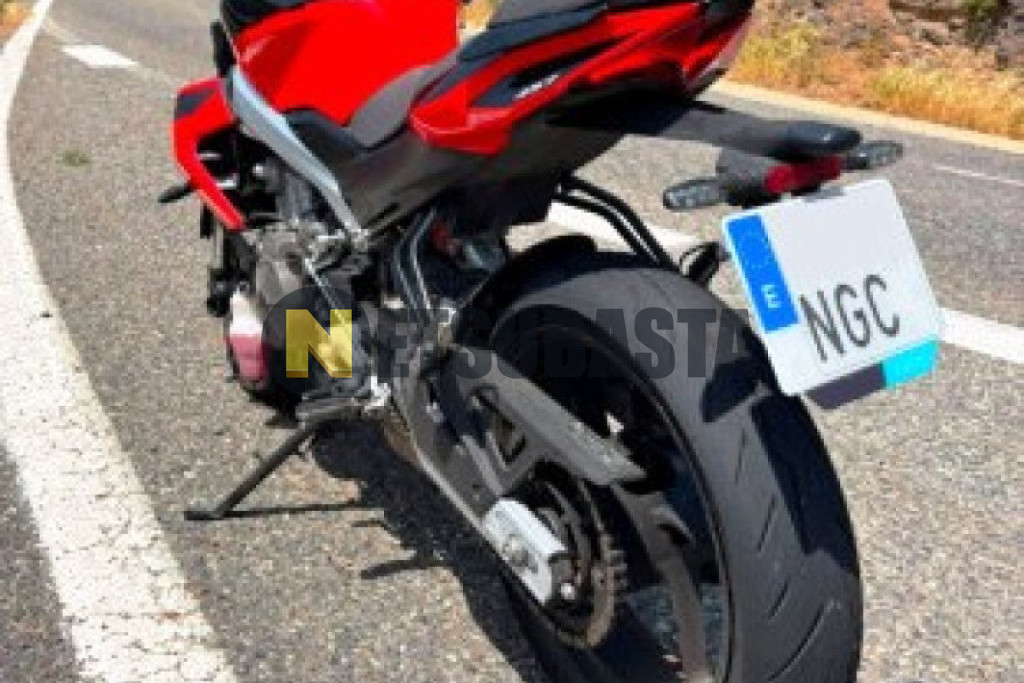 Aprilia Tuono 457 2025