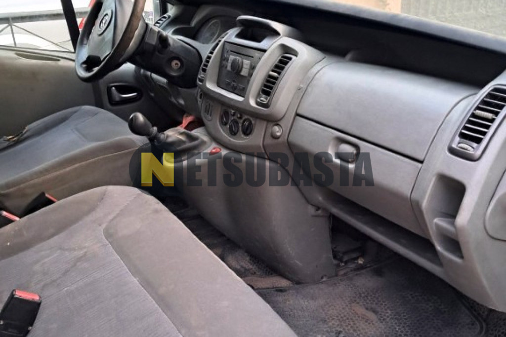 Opel Vivaro Combi 2.0 CDTI 2007