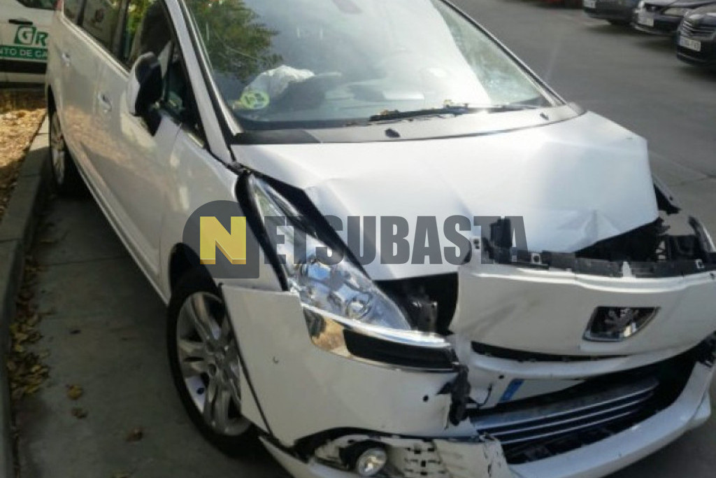 Peugeot 5008 2.0 HDI 7 plazas 2012