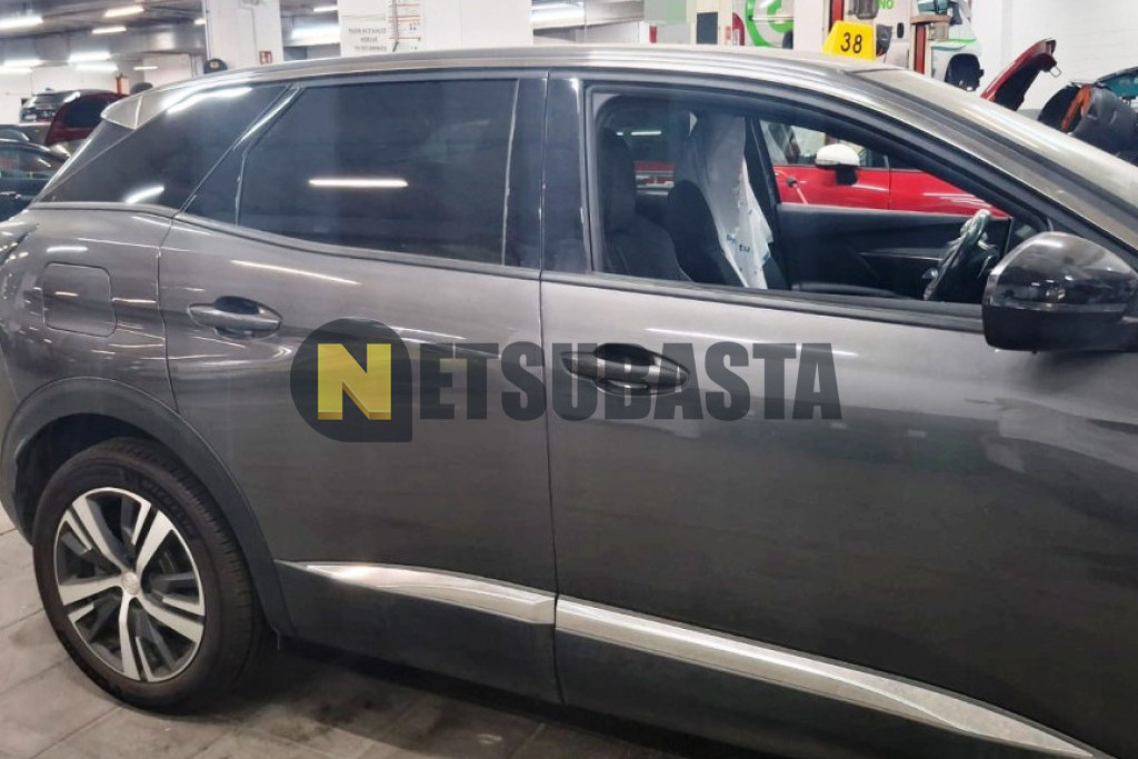 Peugeot 3008 1.5 BlueHDi EAT8 2023