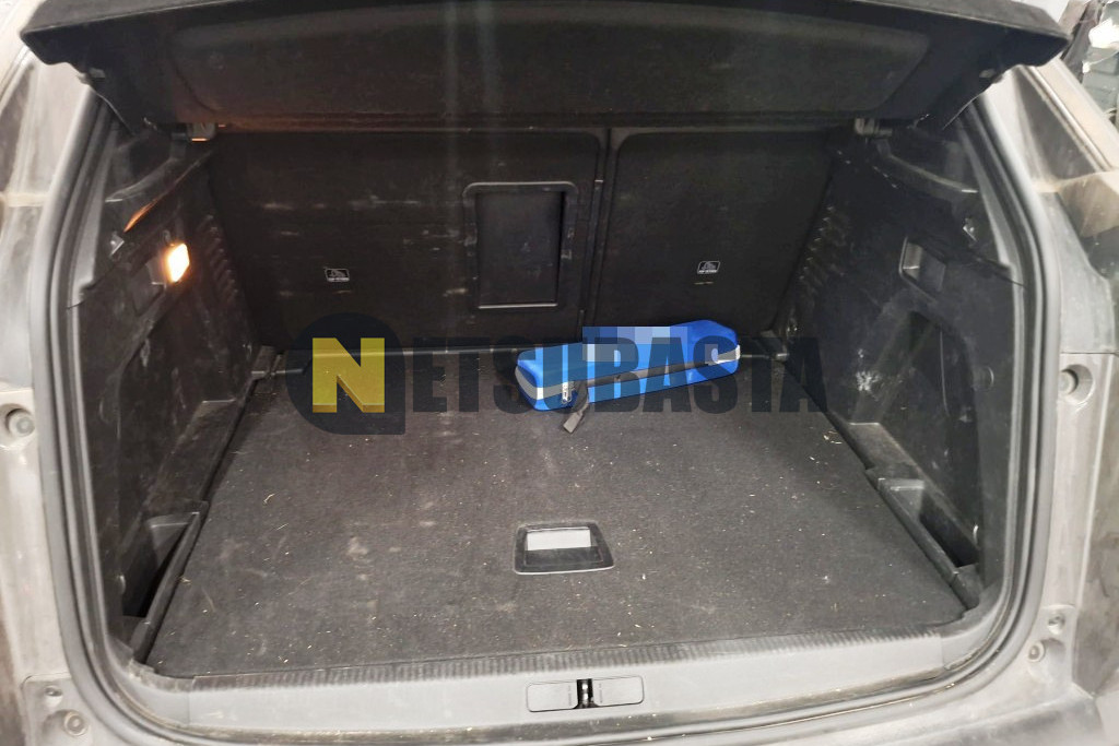 Peugeot 3008 1.5 BlueHDi EAT8 2023