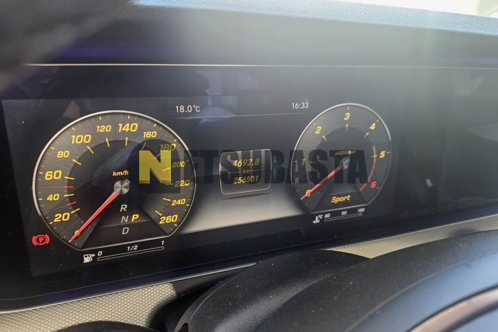Mercedes-Benz E 220 d 9G-TRONIC 2017