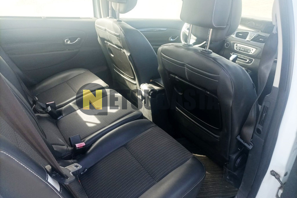 Renault Scenic 1.5 dCi EDC 2012