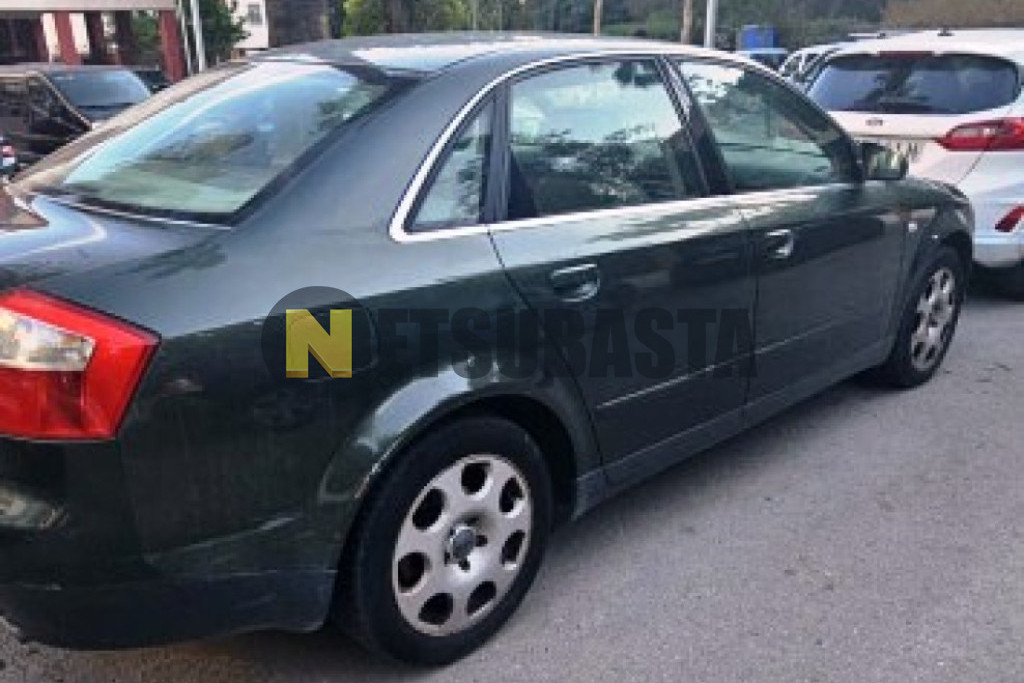 Audi A4 2.4 multitronic 6 vel. 2002