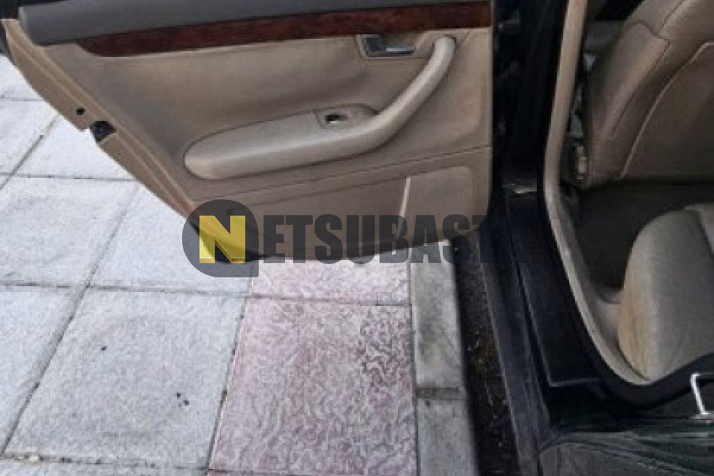 Audi A4 2.4 multitronic 6 vel. 2002