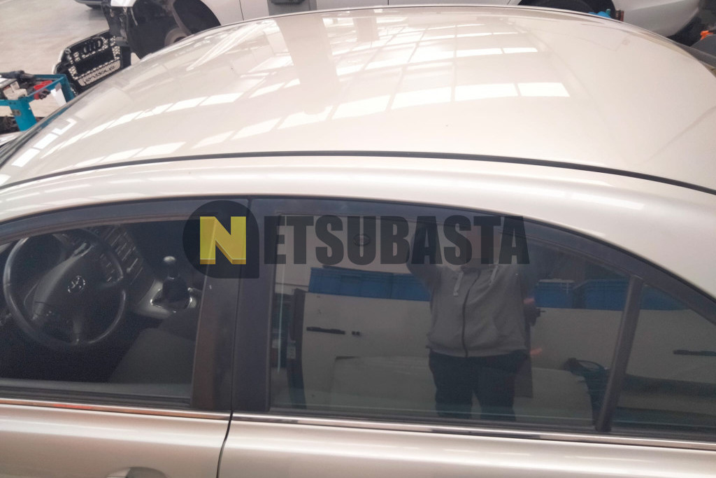 Toyota Avensis 2.0 VVT-i 2004