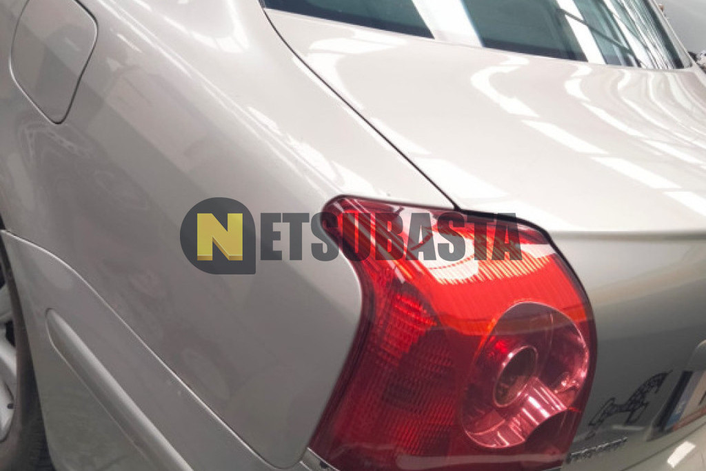 Toyota Avensis 2.0 VVT-i 2004