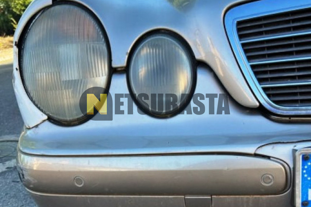 Mercedes-Benz E 240 Aut. 2001