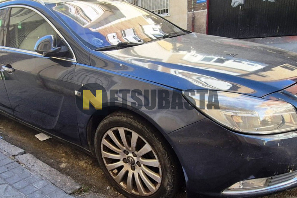 Opel Insignia Sports Tourer 2.0 CDTI 2011