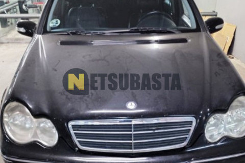 Mercedes-Benz C 220 CDI Familiar Aut. 2004
