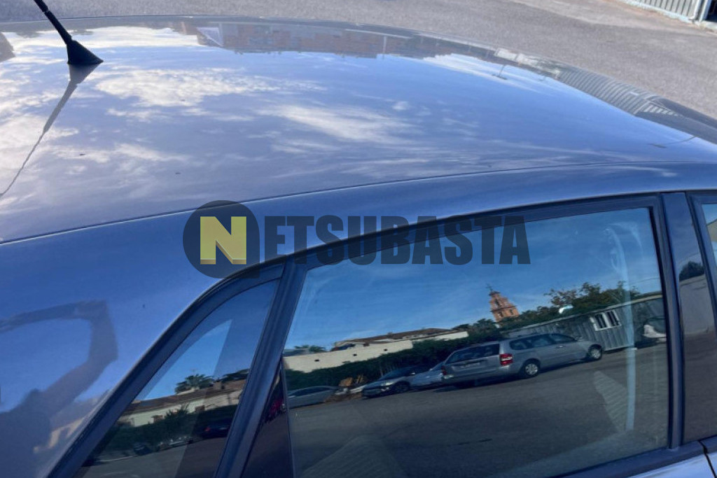 Volkswagen Polo 1.6 TDI DSG 7 vel. 2010