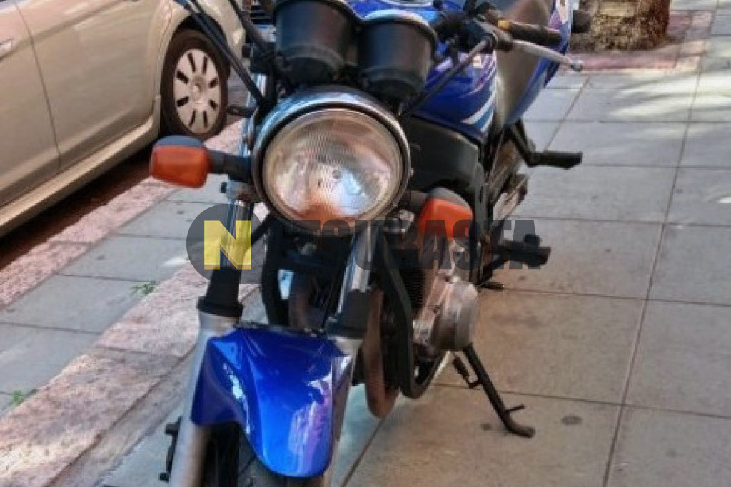 Suzuki GS 500 2005