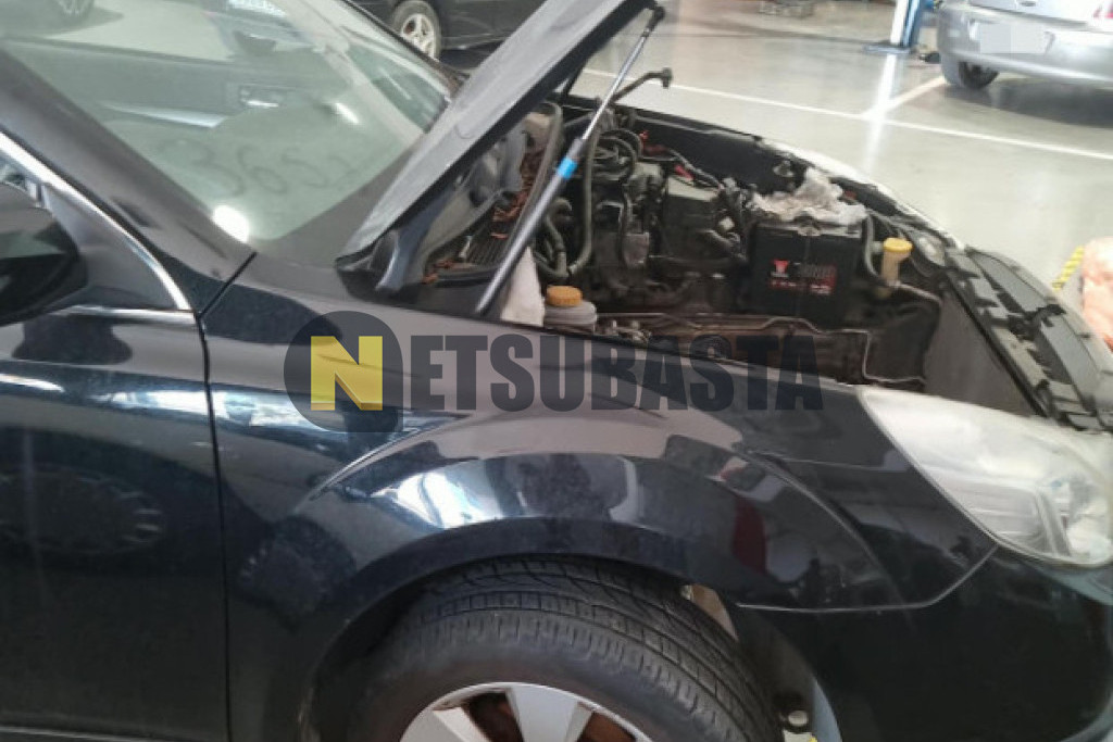 Subaru Outback 2.5i Lineartronic 2012