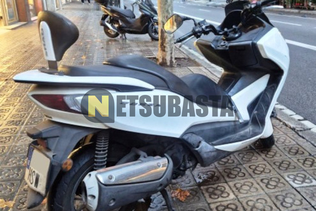 Honda Forza 300 2013