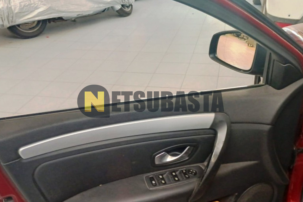 Renault Laguna GT 2.0 dCi 4RD 2009