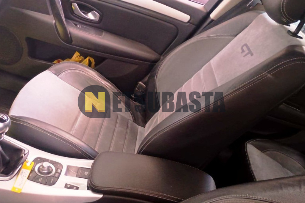 Renault Laguna GT 2.0 dCi 4RD 2009