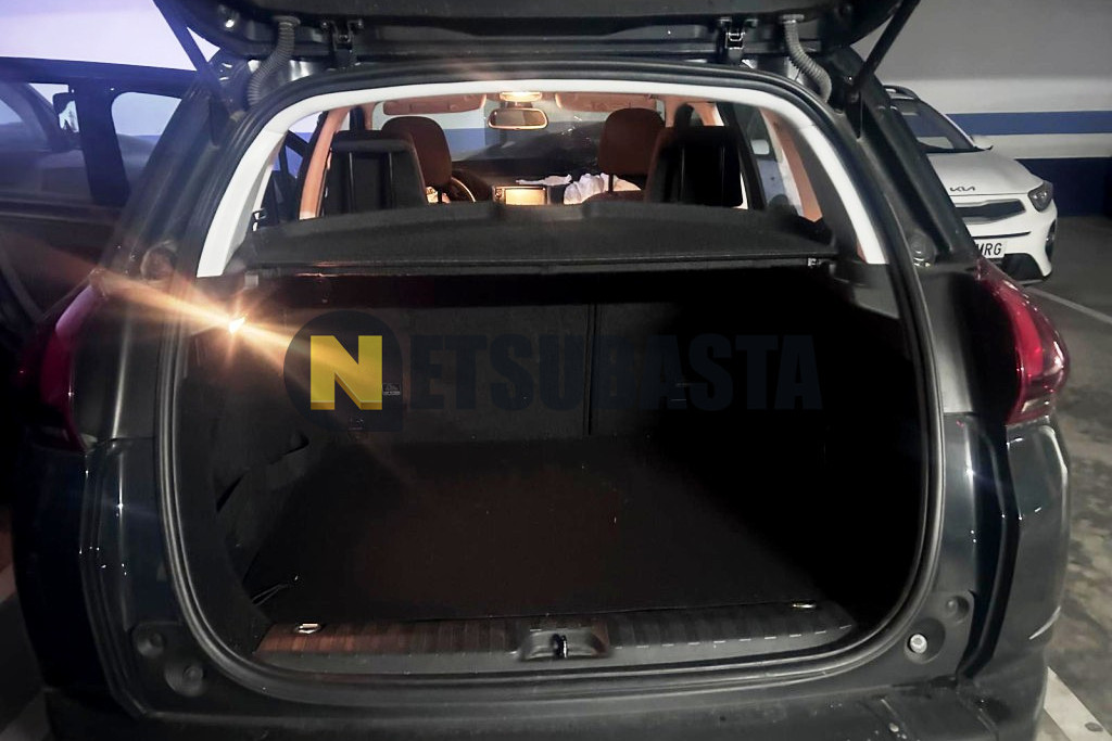 Peugeot 2008 1.6 BlueHDi 2016