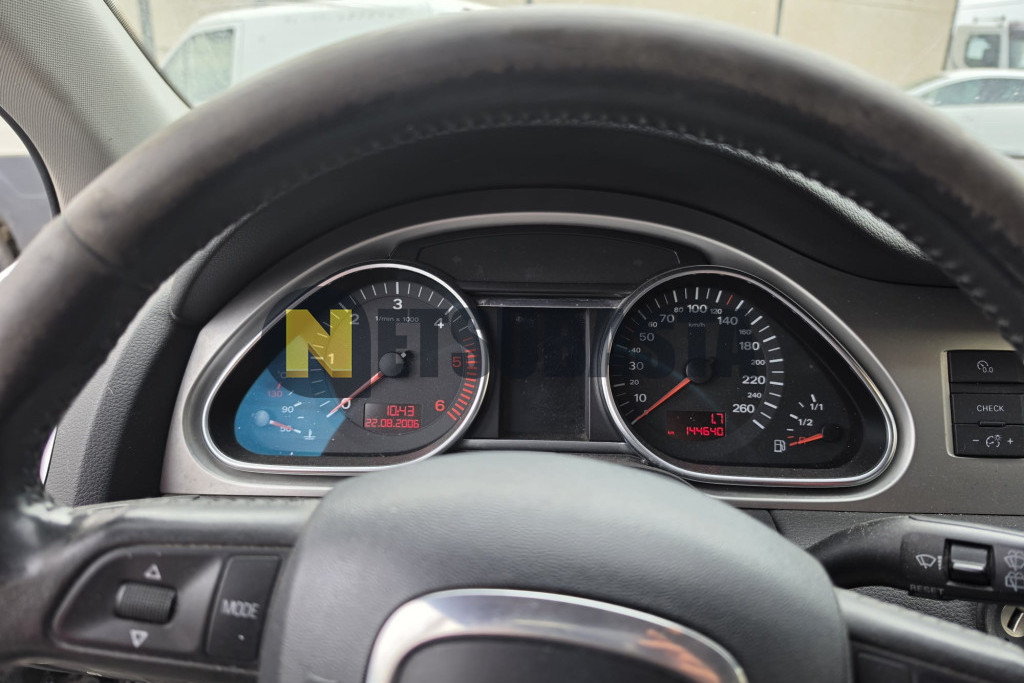 Audi Q7 3.0 TDI quattro tiptronic 6 vel. 2006