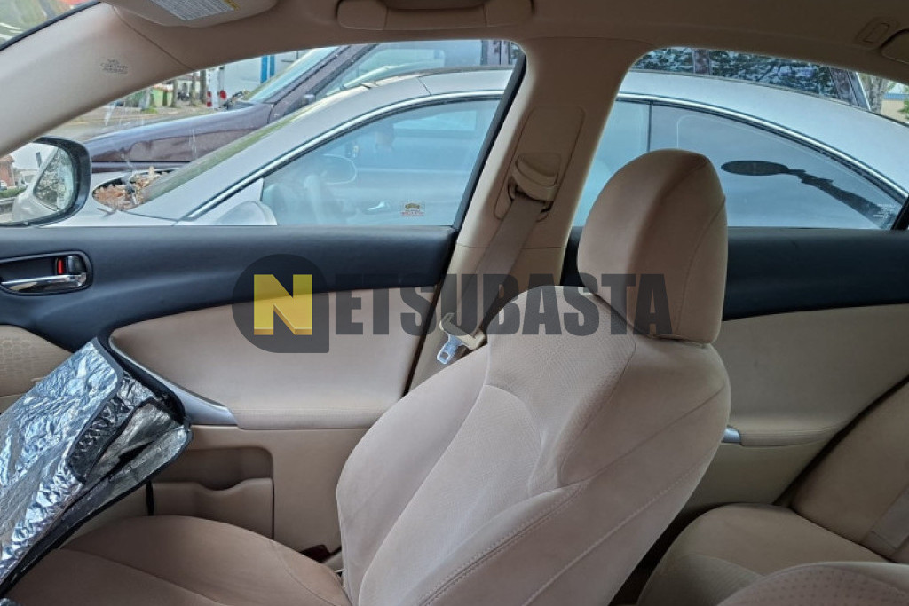 Lexus IS 220d 2006