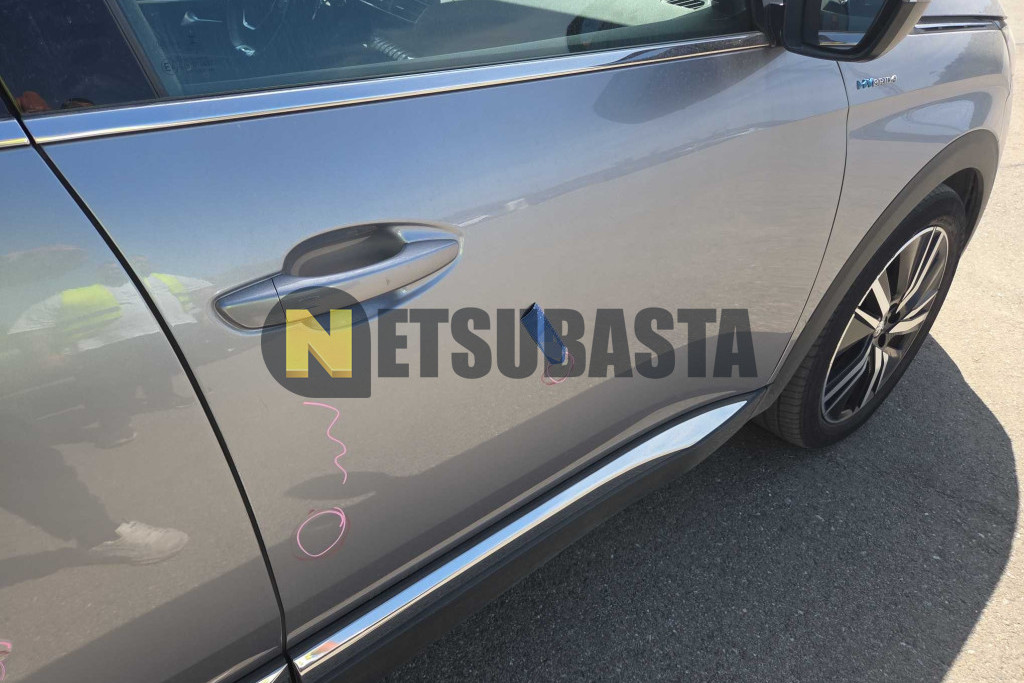 Peugeot 3008 Hybrid 300 e-EAT8 2022